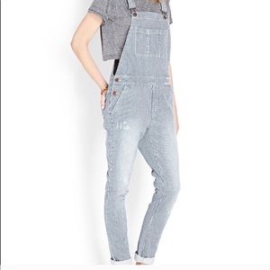 Striped conductor overalls. Sz 27.